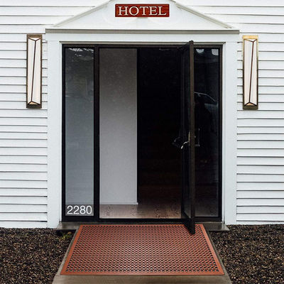 Anti- Slip Rubber Floor Mat With Interlocking Part Commercial Grade Grease Resistant Non-Slip Recycle Floor Mats