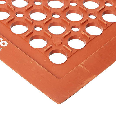 Anti- Slip Rubber Floor Mat With Interlocking Part Commercial Grade Grease Resistant Non-Slip Recycle Floor Mats