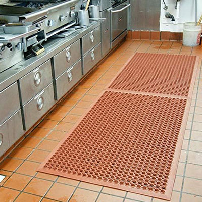 Anti- Slip Rubber Floor Mat With Interlocking Part Commercial Grade Grease Resistant Non-Slip Recycle Floor Mats